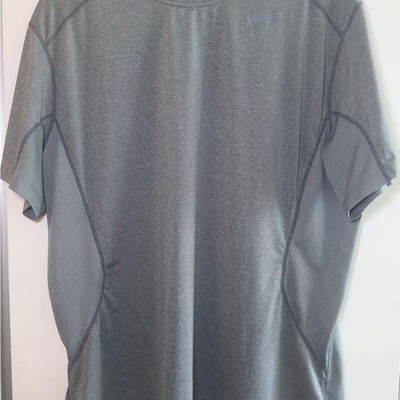 Nike Other - Nike Men’s XL Pro Combat Shirt